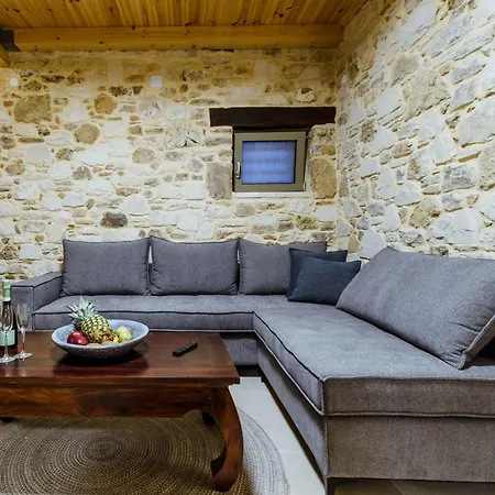 Kilada Village Retreat Jacuzzi - Parking - Garden Platanias Exterior photo