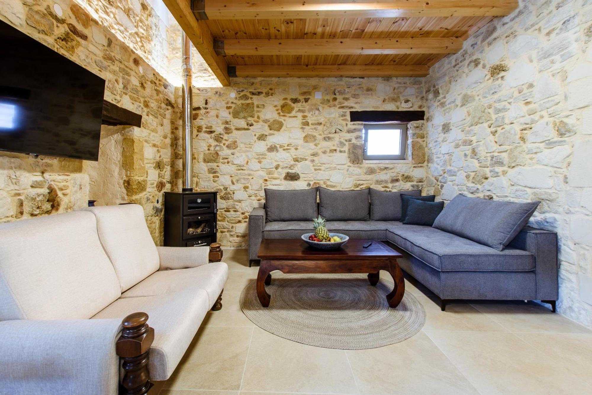 Kilada Village Retreat Jacuzzi - Parking - Garden Platanias (Crete)