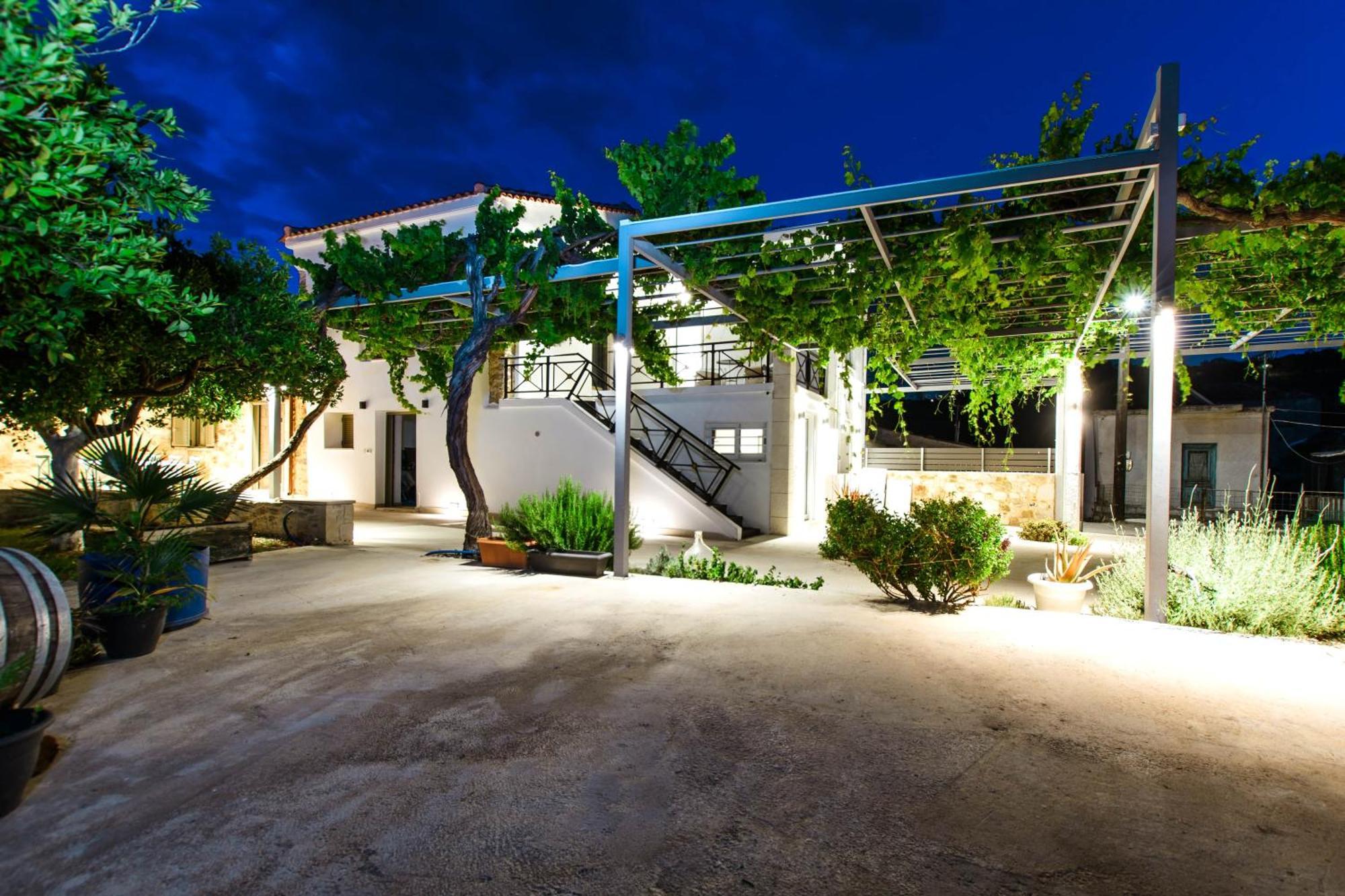 Kilada Village Retreat Jacuzzi - Parking - Garden Platanias (Crete)