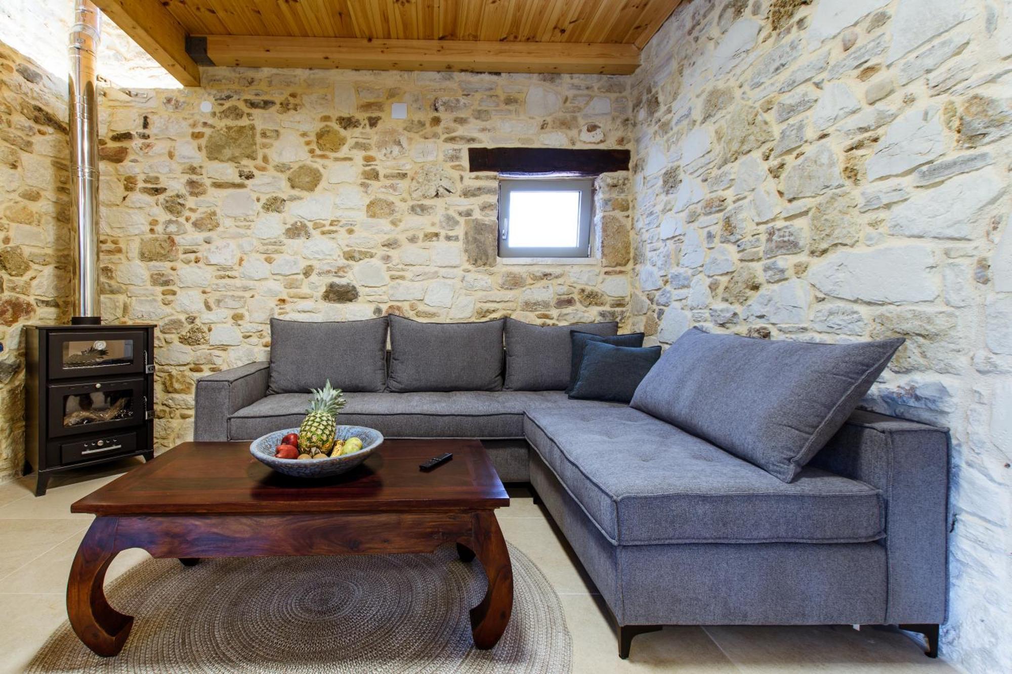 Kilada Village Retreat Jacuzzi - Parking - Garden Holiday home Platanias (Crete)