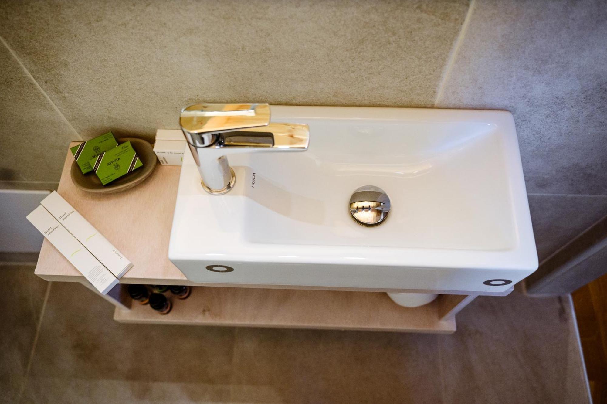 Holiday home Kilada Village Retreat Jacuzzi - Parking - Garden *